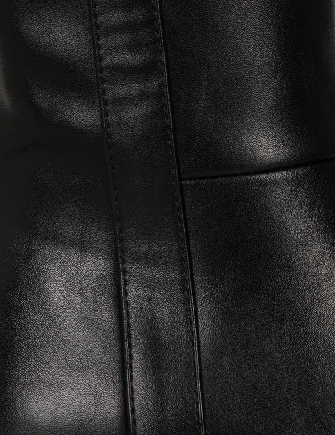 Bottes plates crantées