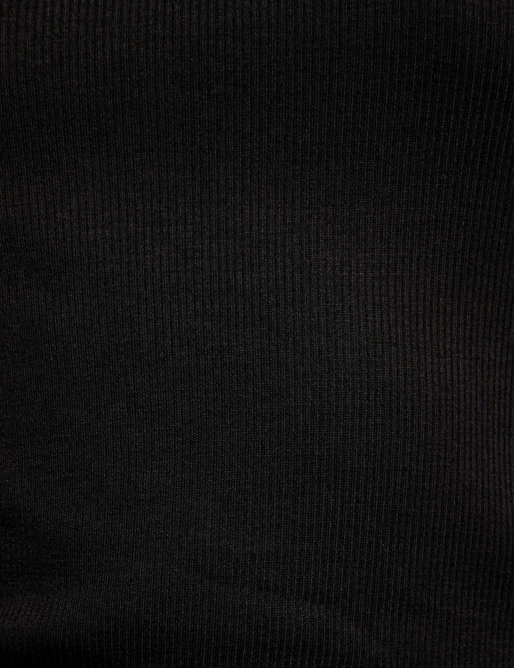 T-shirt manches courtes à  dentelle