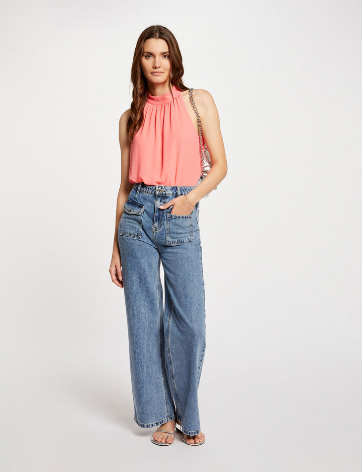 Top encolure américaine