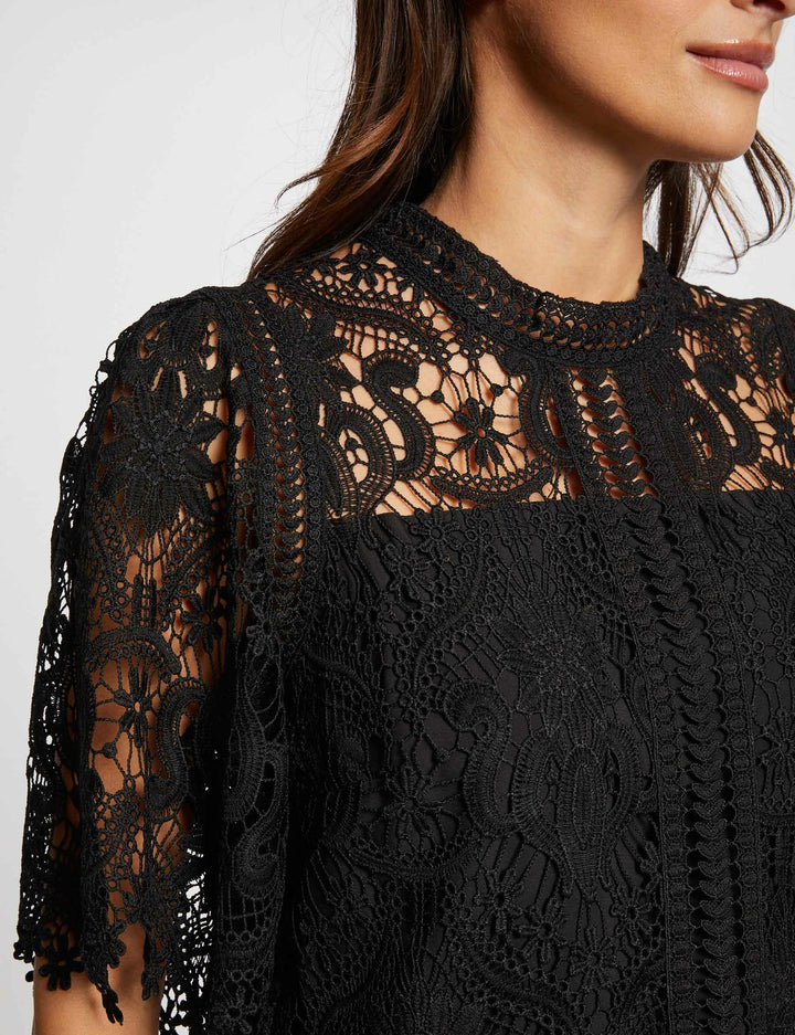 Top manches courtes dentelle