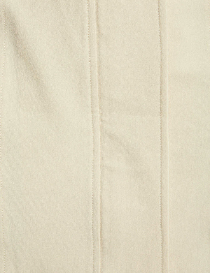 Robe cintrée zippée ceinturée