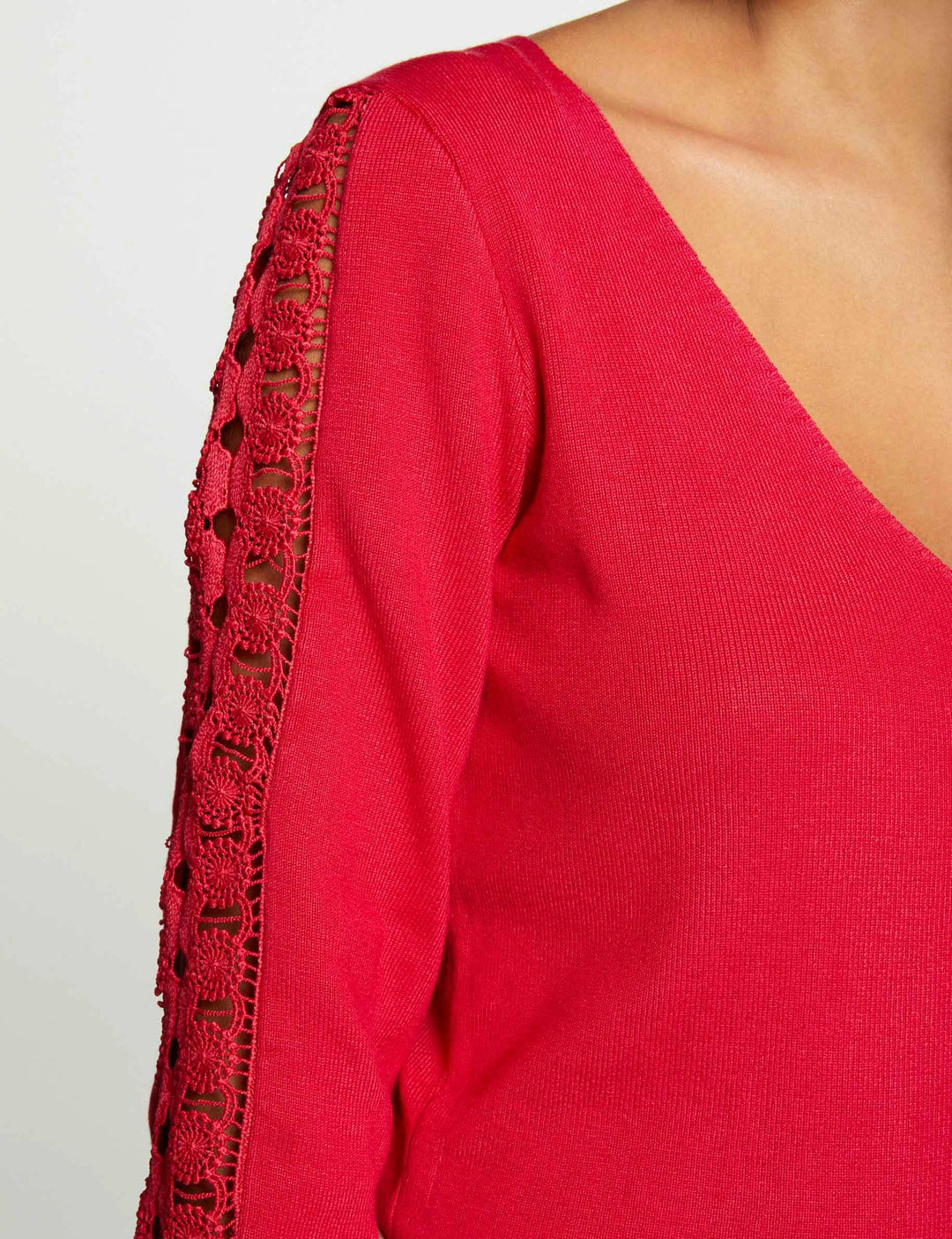 Pull manches longues à  dentelle