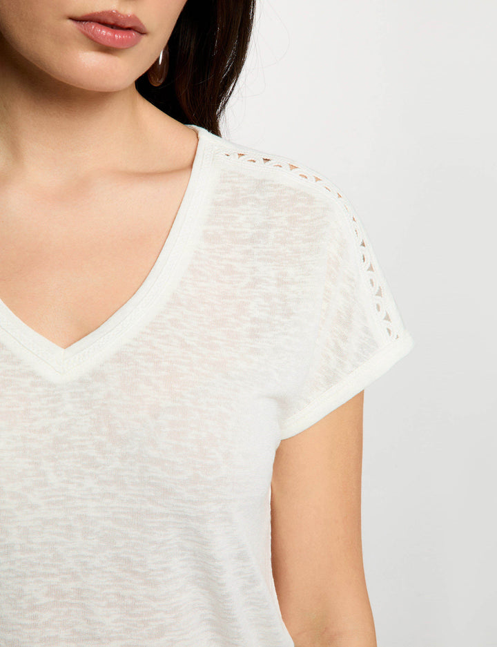 T-shirt col v manches courtes