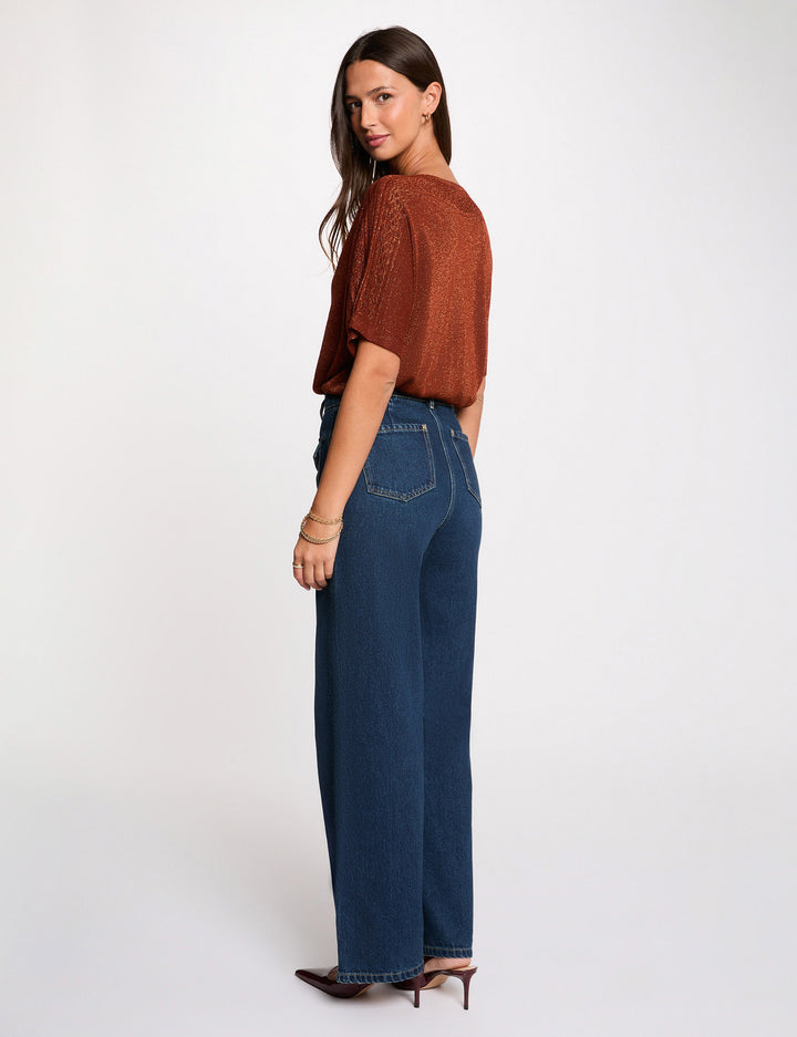Pull oversize col v