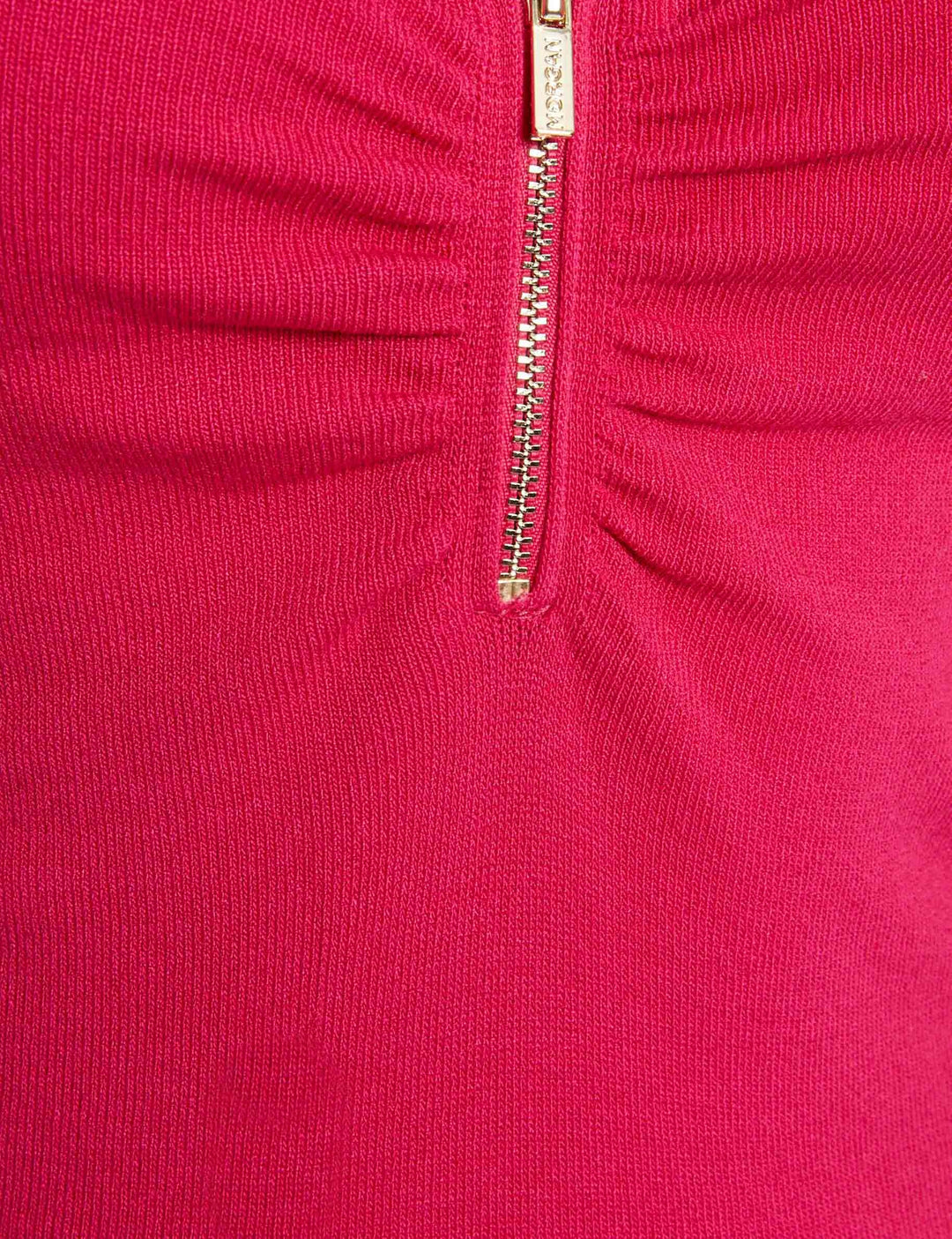 Pull col en V détail zippé