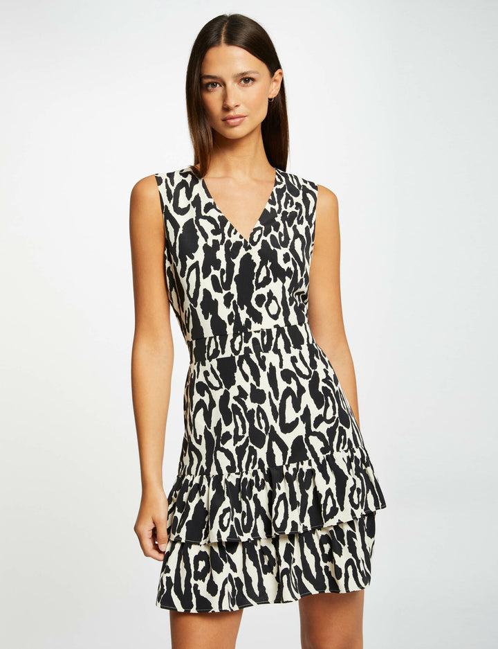 Robe cintrée à  volants imprimé animalier