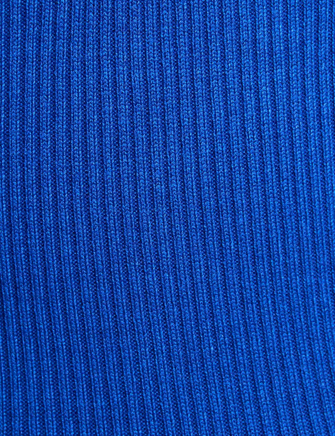 Pull manches longues côtelé détail zippé