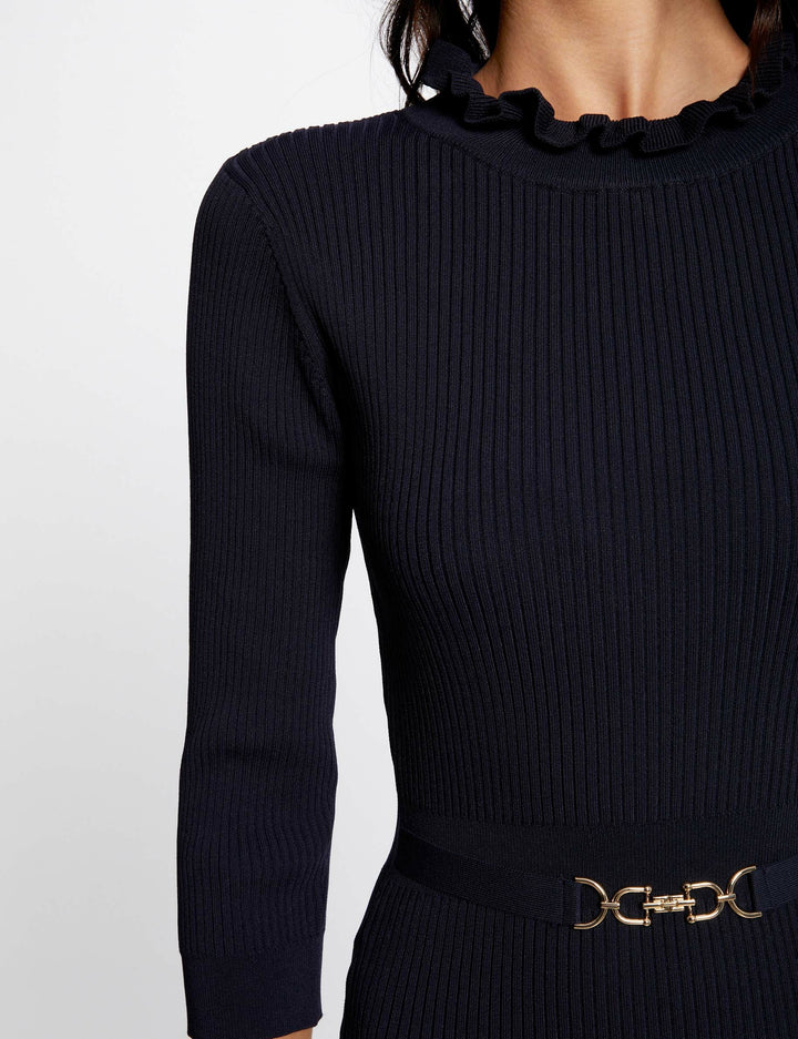 Robe pull ajustée avec ornement