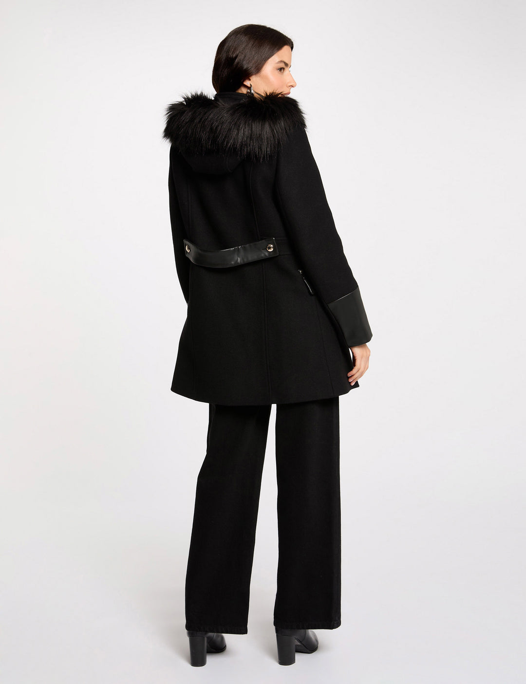 Manteau droit zippé à  capuche