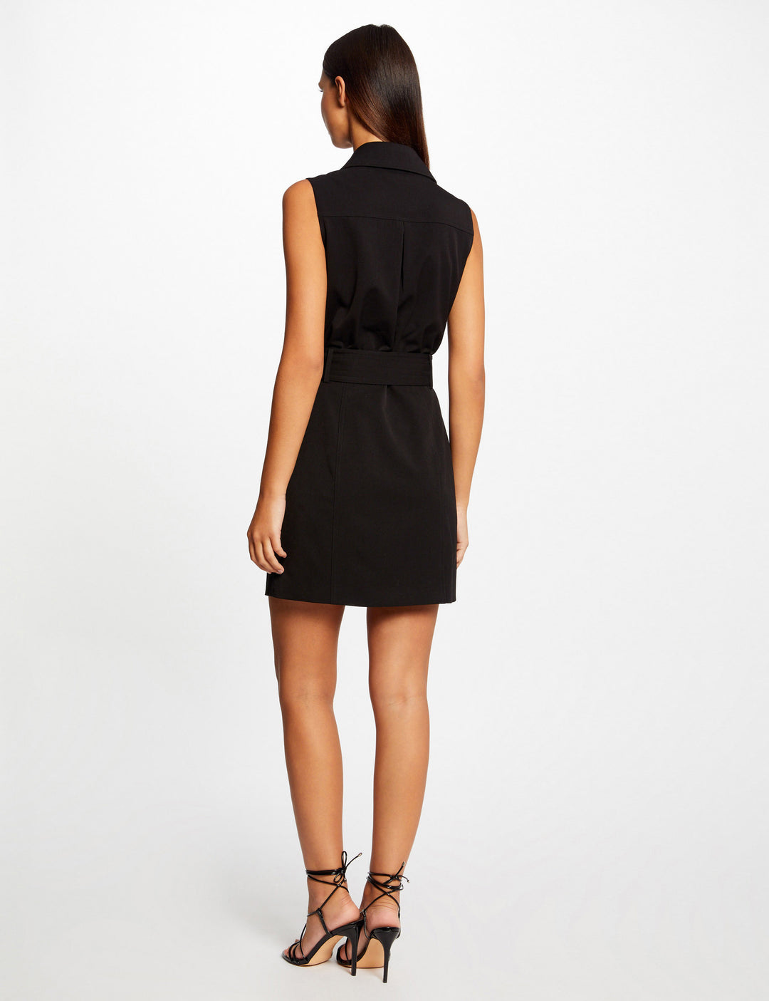 Robe cintrée zippée ceinturée