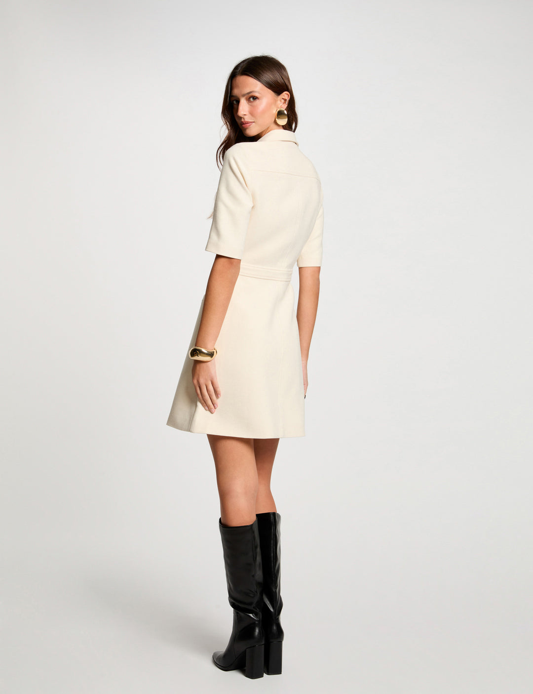 Robe courte trapèze boutonnée