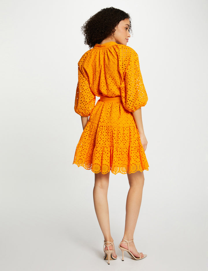 Robe courte trapèze brodée