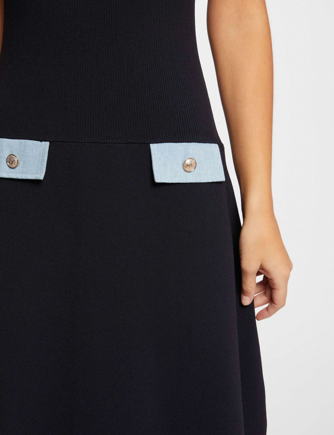 Robe tricot détails en jean