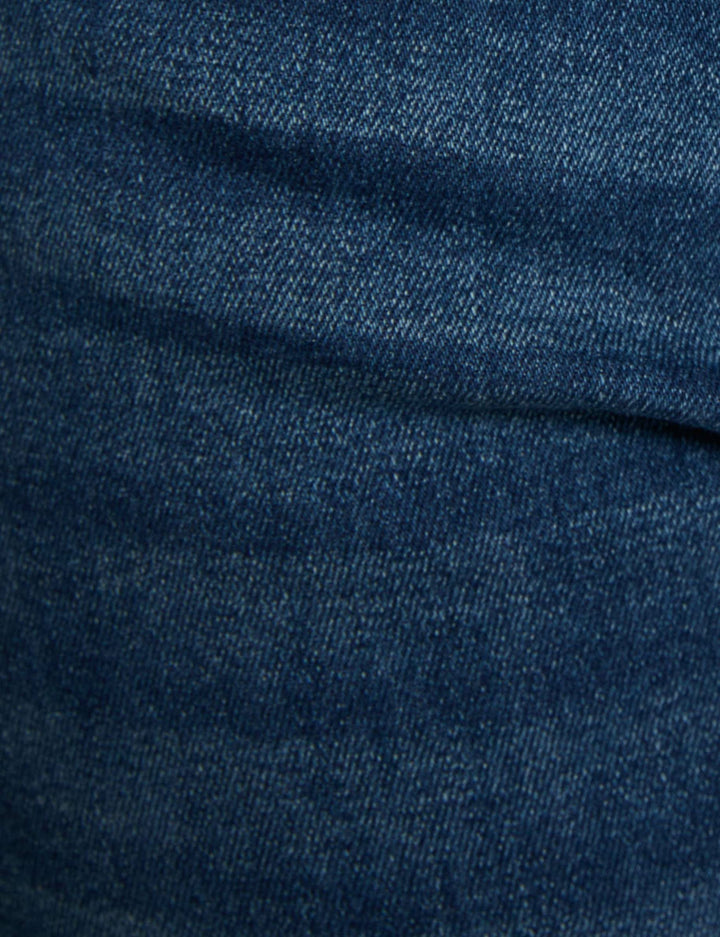 Jeans bootcut détails cloutés