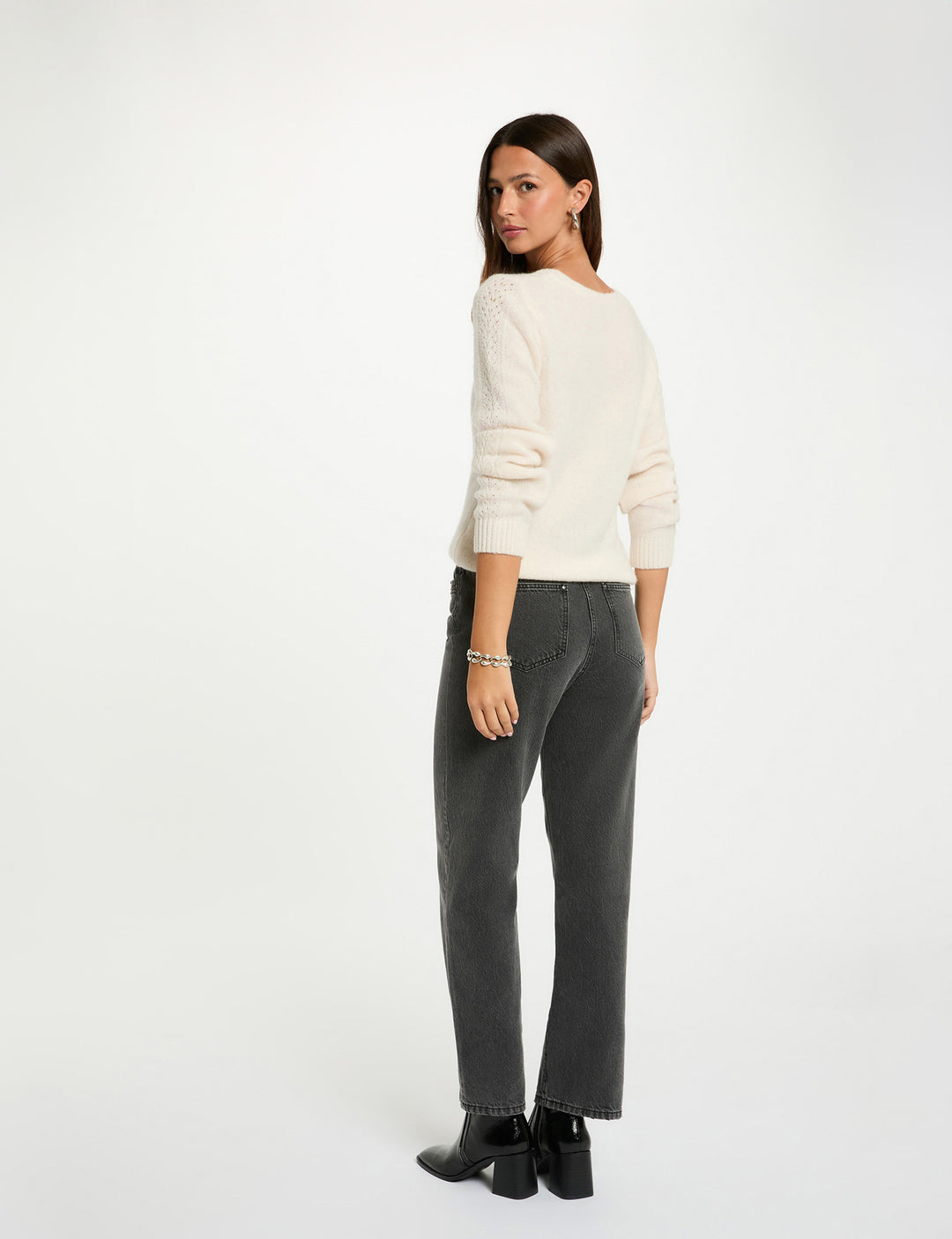 Pull court col v