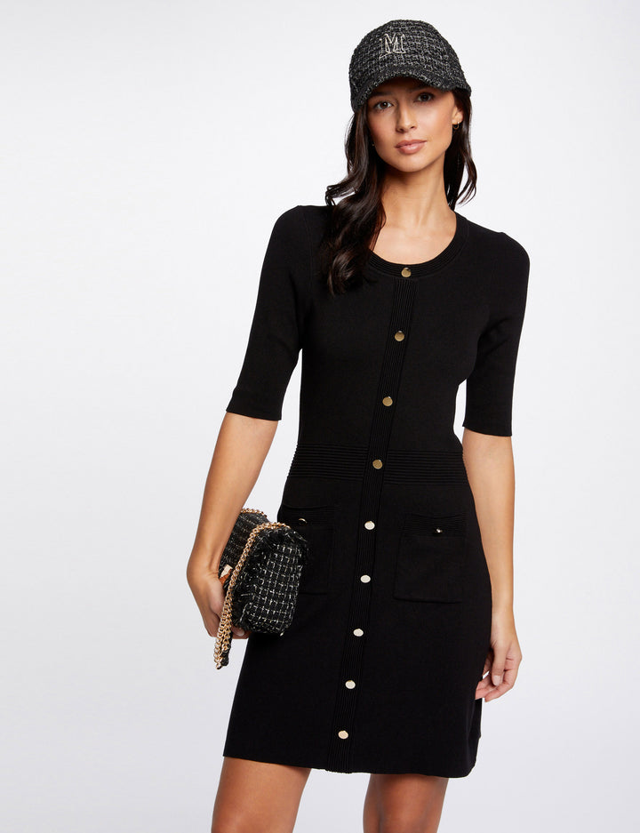 Robe pull ajustée manches courtes