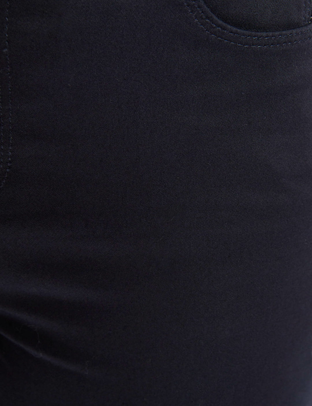 Pantalon skinny aspect satin