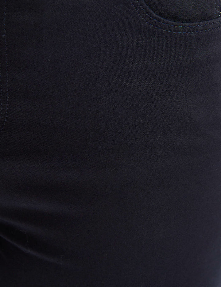 Pantalon skinny aspect satin
