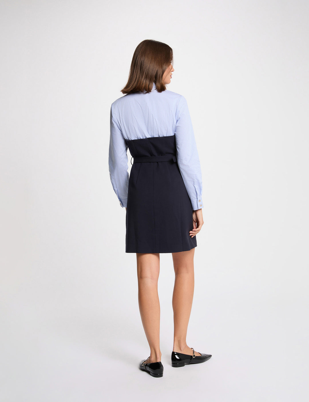 Robe courte effet 2-en-1