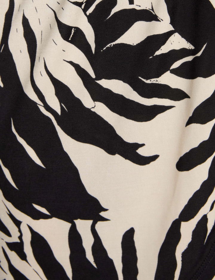 Robe courte ajustée imprimée