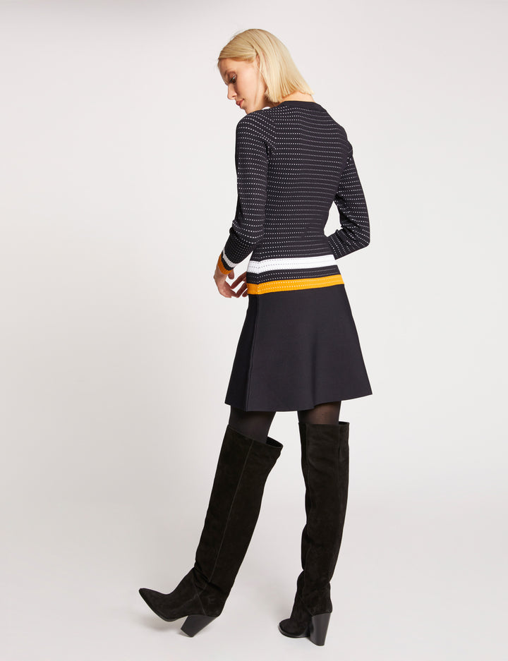 Robe patineuse à  bandes contrastantes