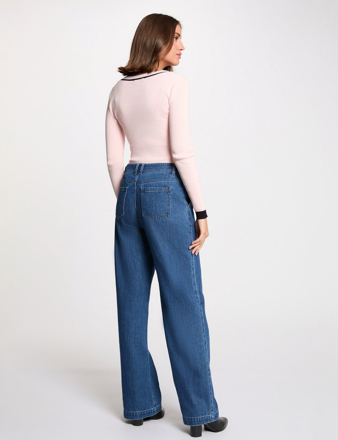 Pull manches longues col en V