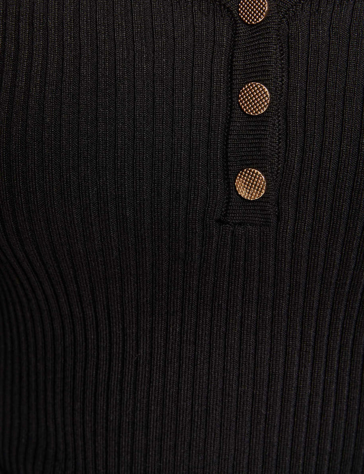 Pull manches longues avec boutons