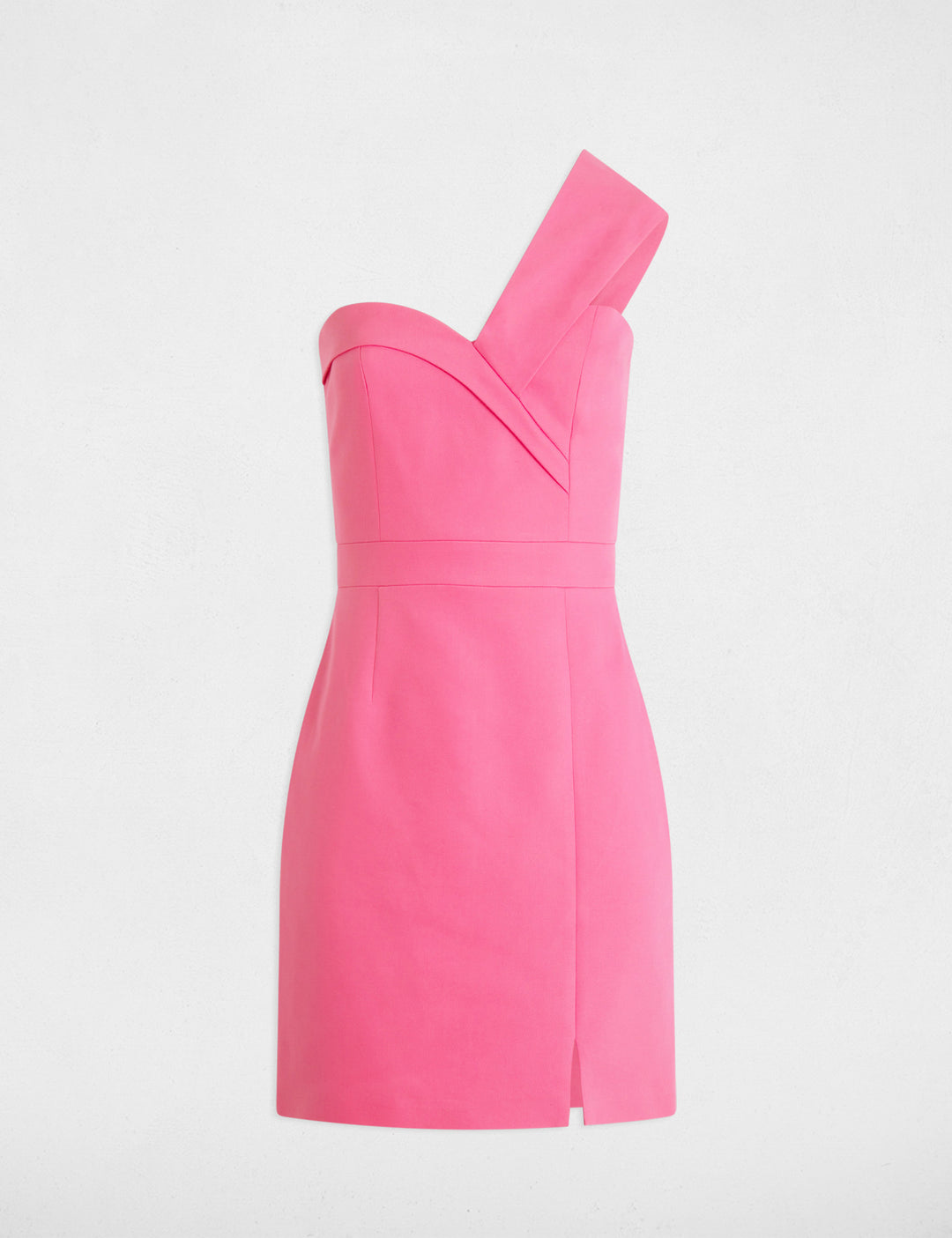 Robe courte ajustée
