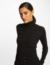 Pull col roulé ajusté