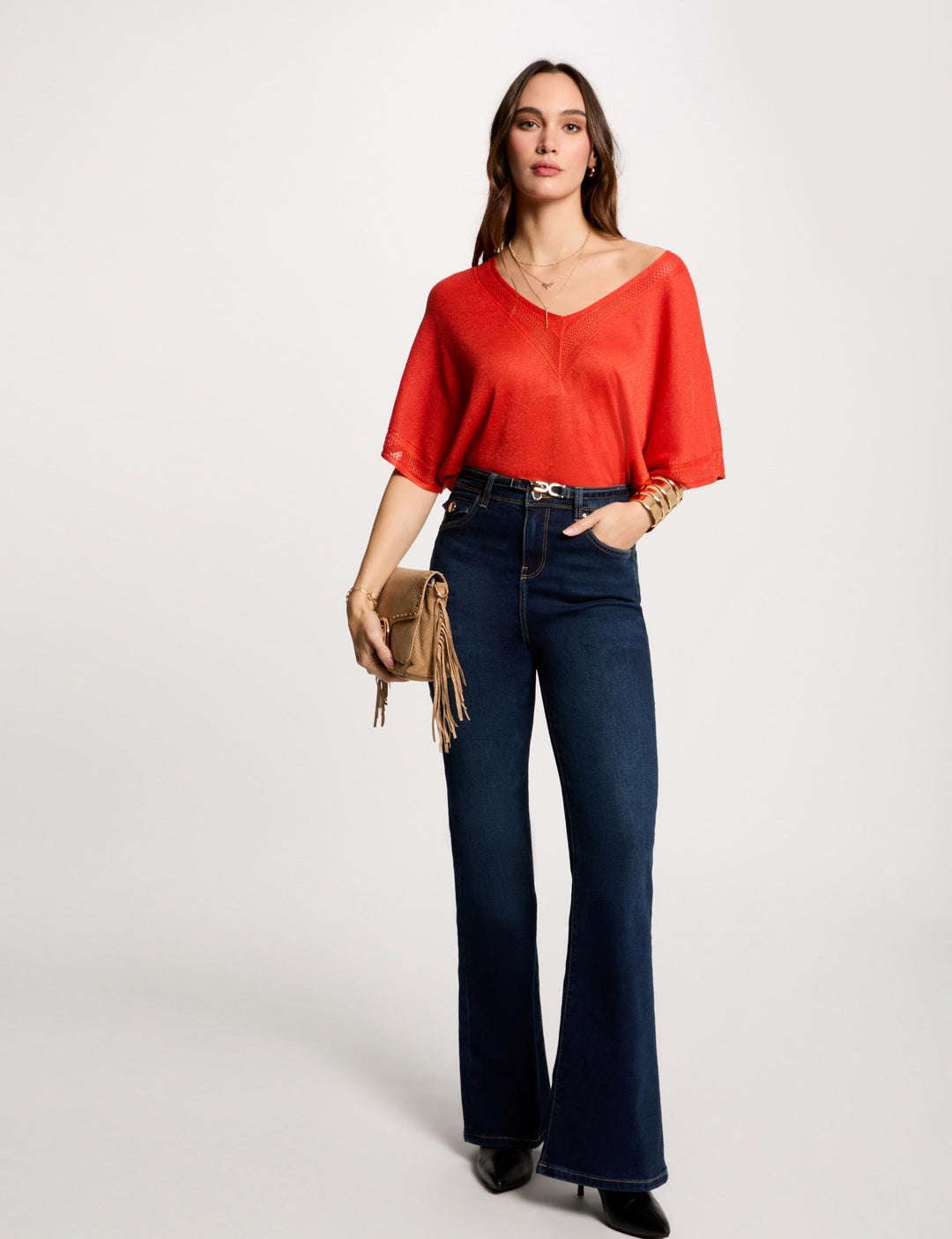 Pull col en V manches courtes