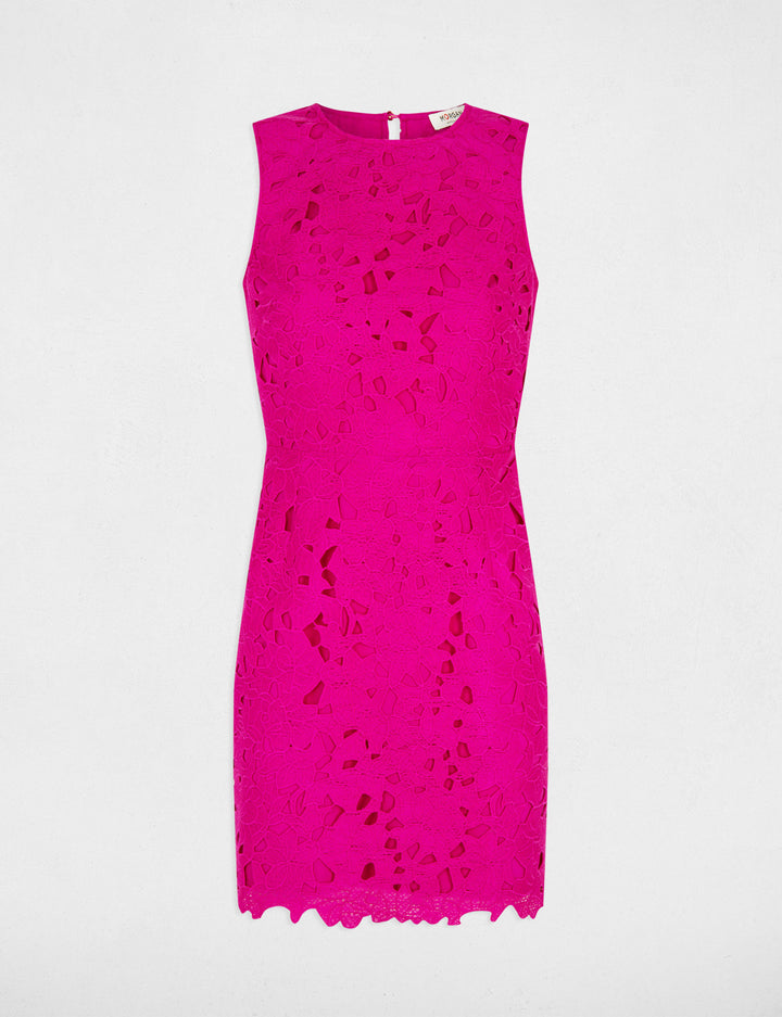 Robe courte ajustée dentelle