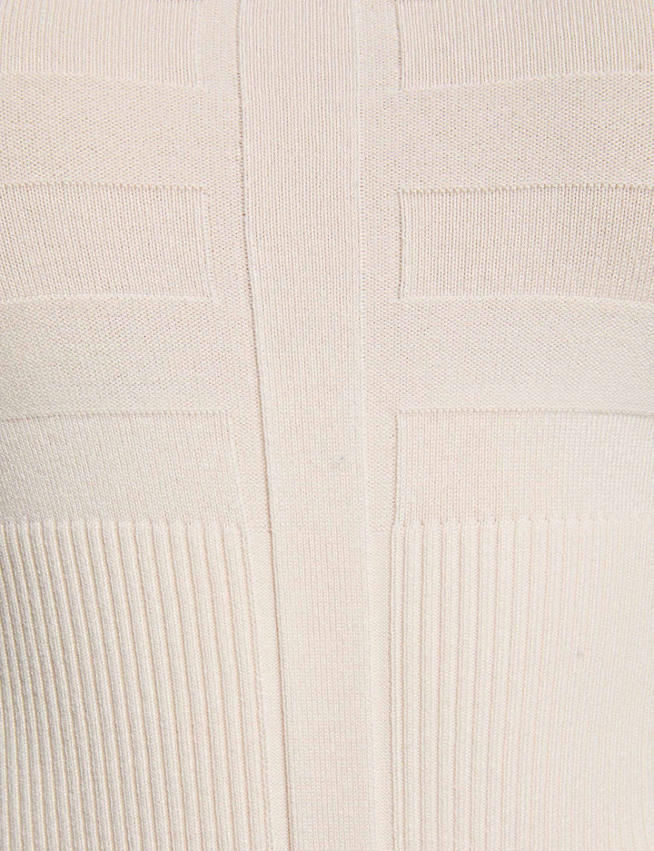 Pull col roulé ajusté