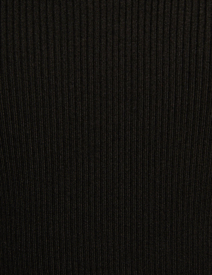 Pull manches courtes dentelle