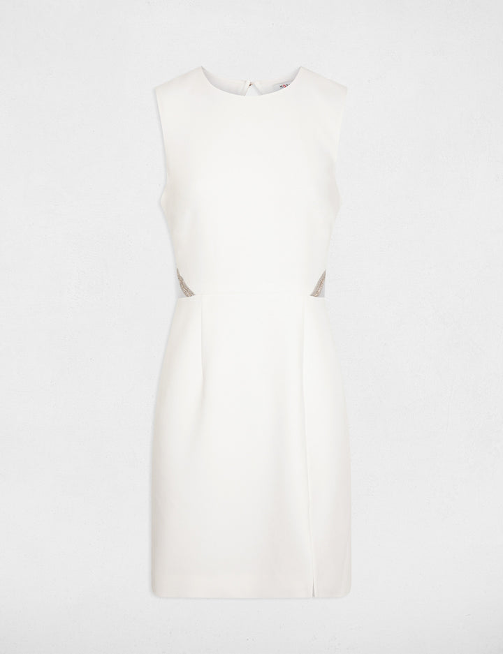 Robe courte ajustée dos nu