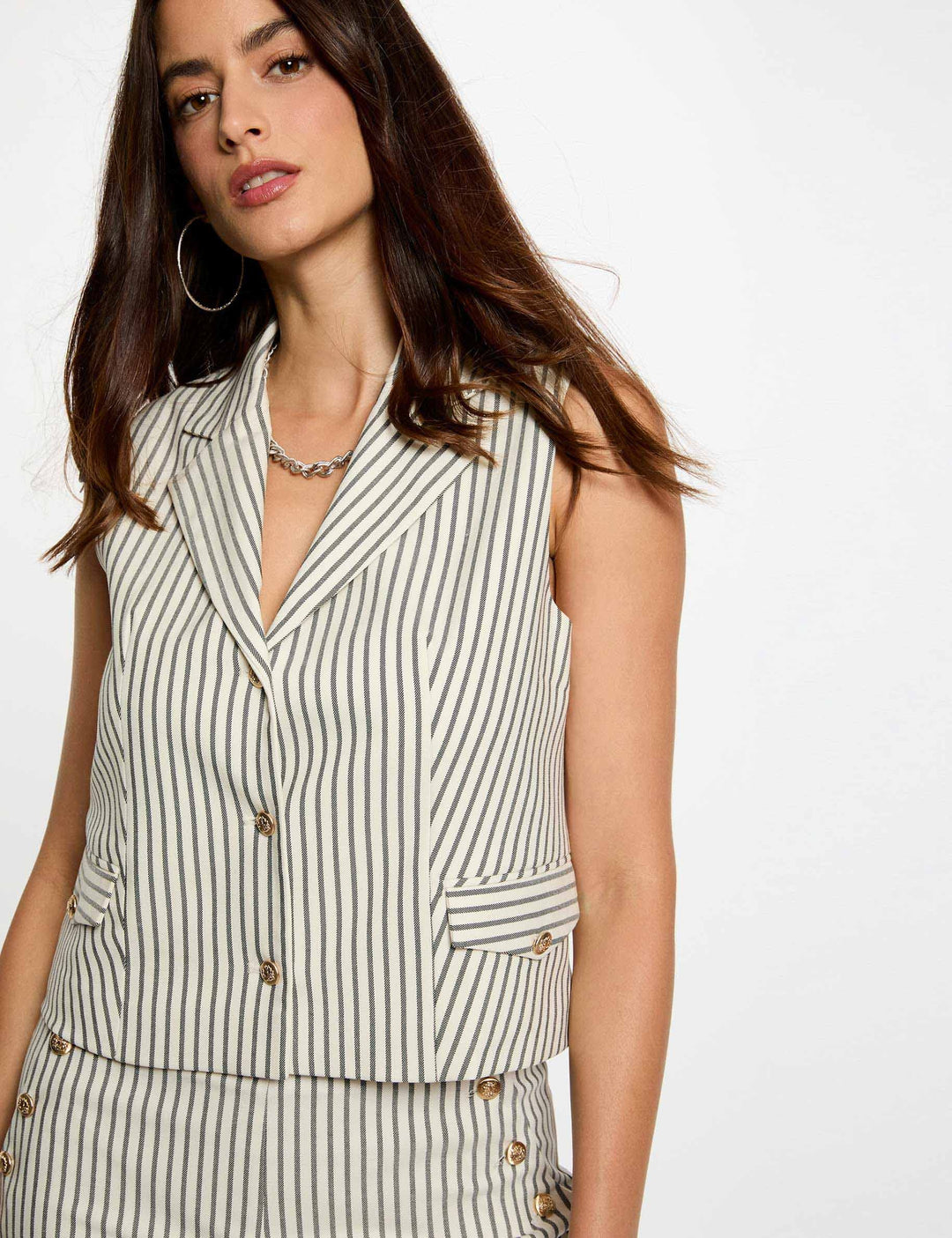 Veste sans manches ajustée