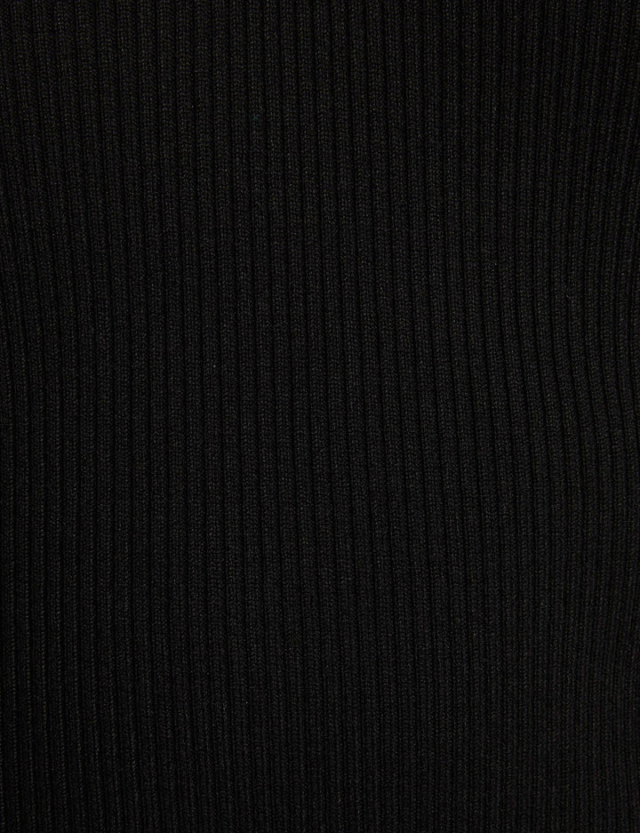 Pull manches longues avec boucles