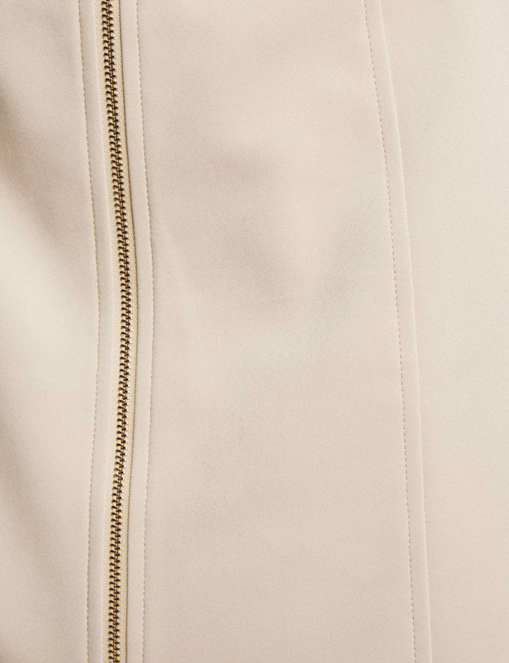 Robe courte ajustée zippée