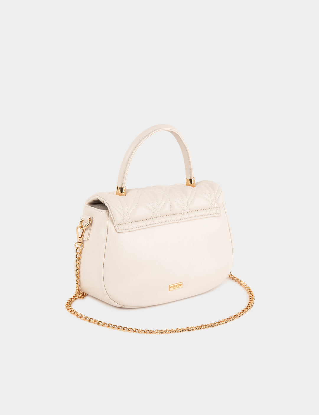 Sac matelassé avec ornement métallique