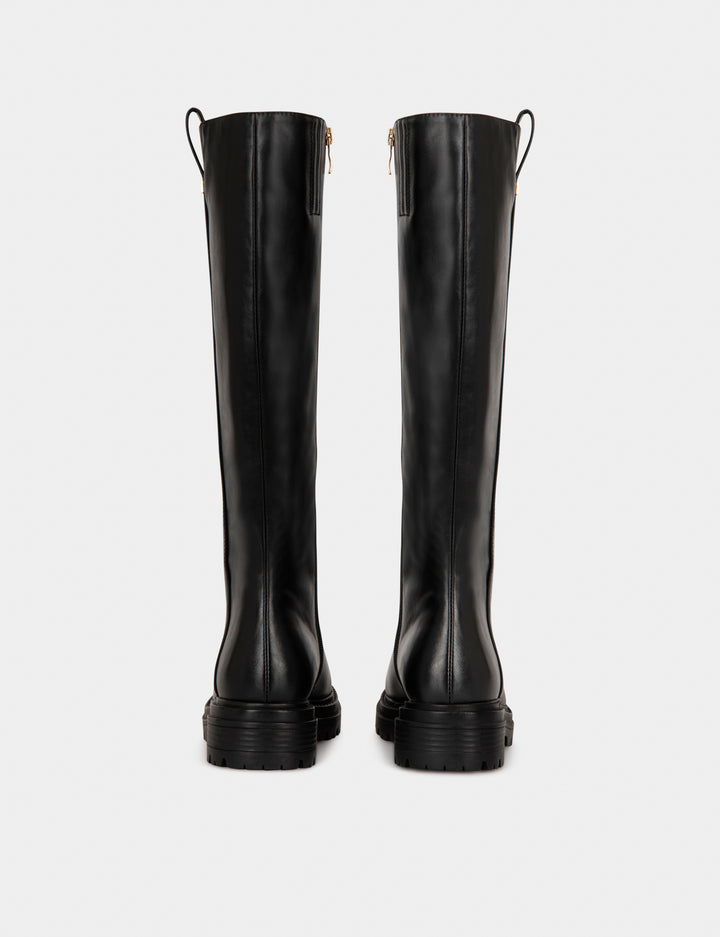 Bottes plates crantées