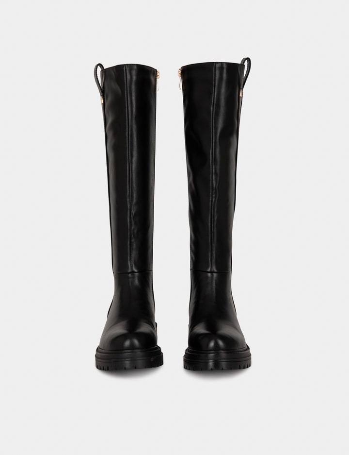 Bottes plates crantées