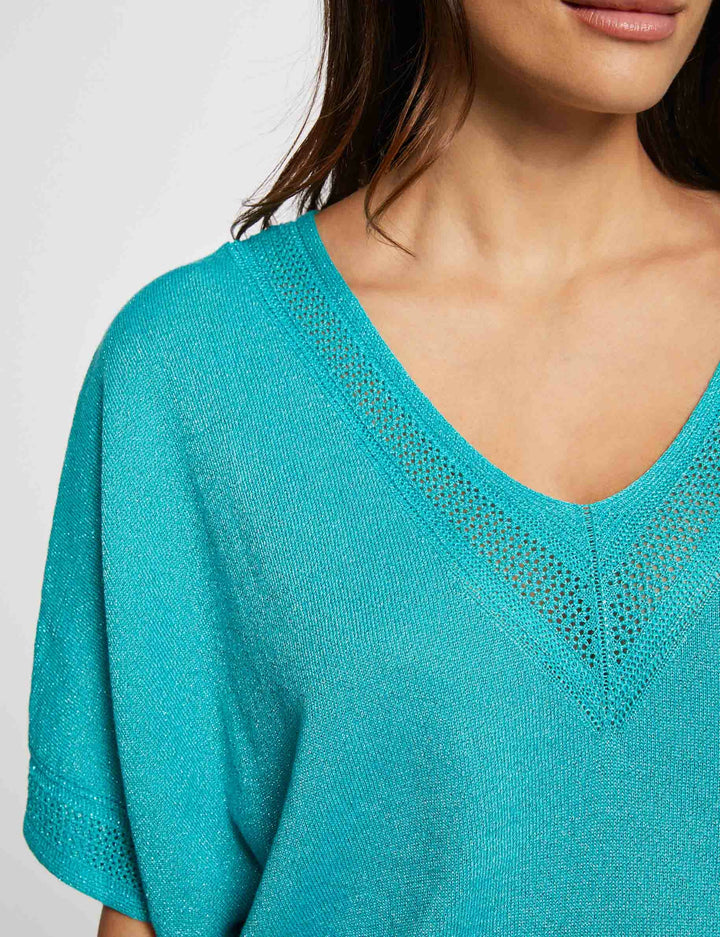 Pull col en V manches courtes