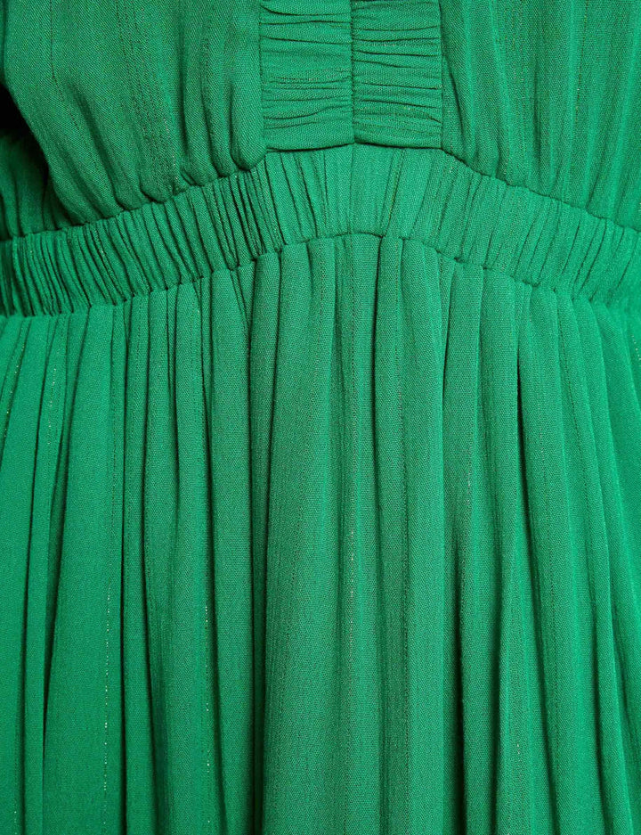 Robe longue col v