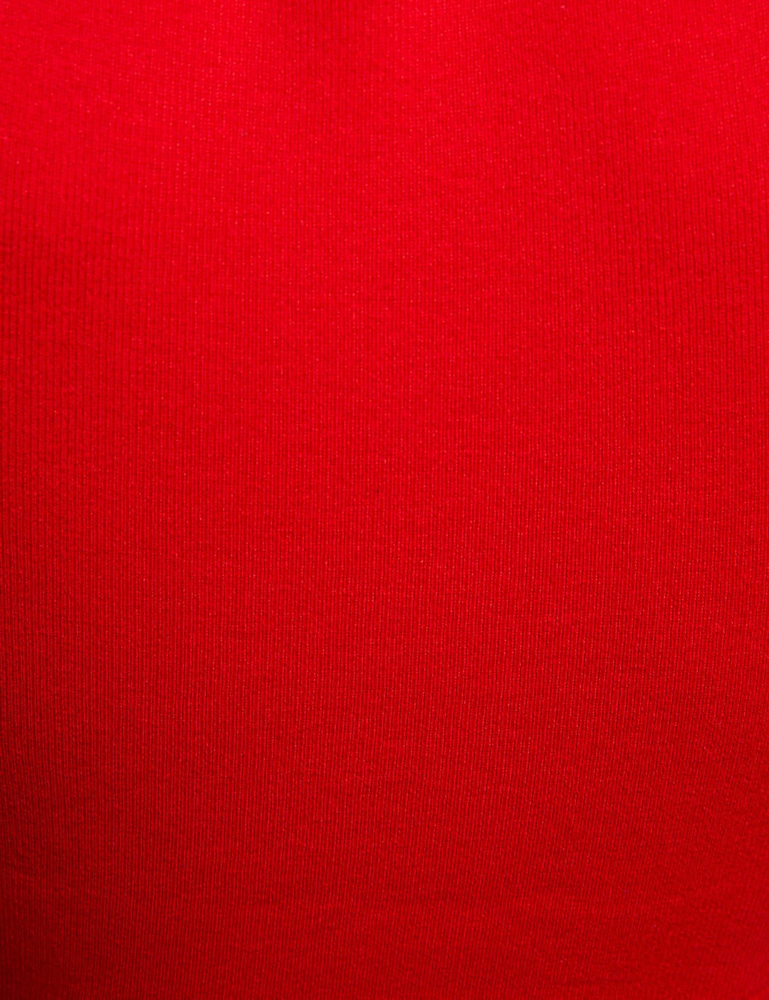 Pull manches courtes encolure coeur