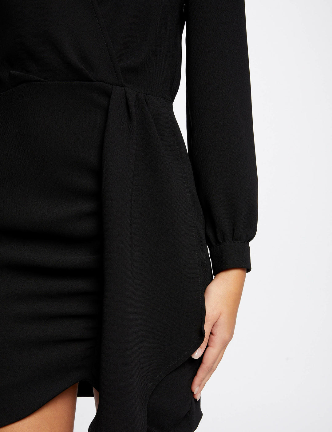 Robe ajustée drapée manches longues