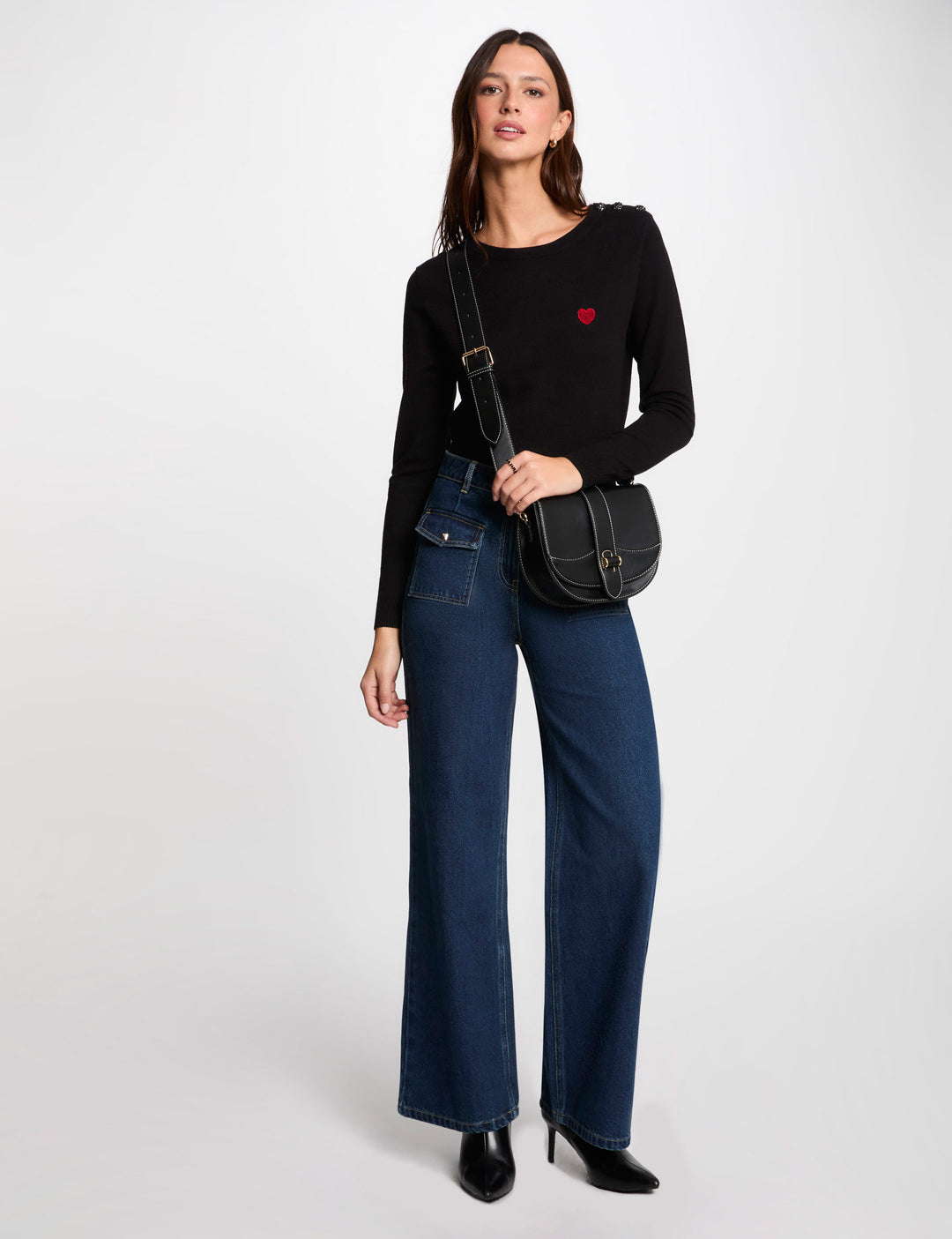 Pull col rond et boutons
