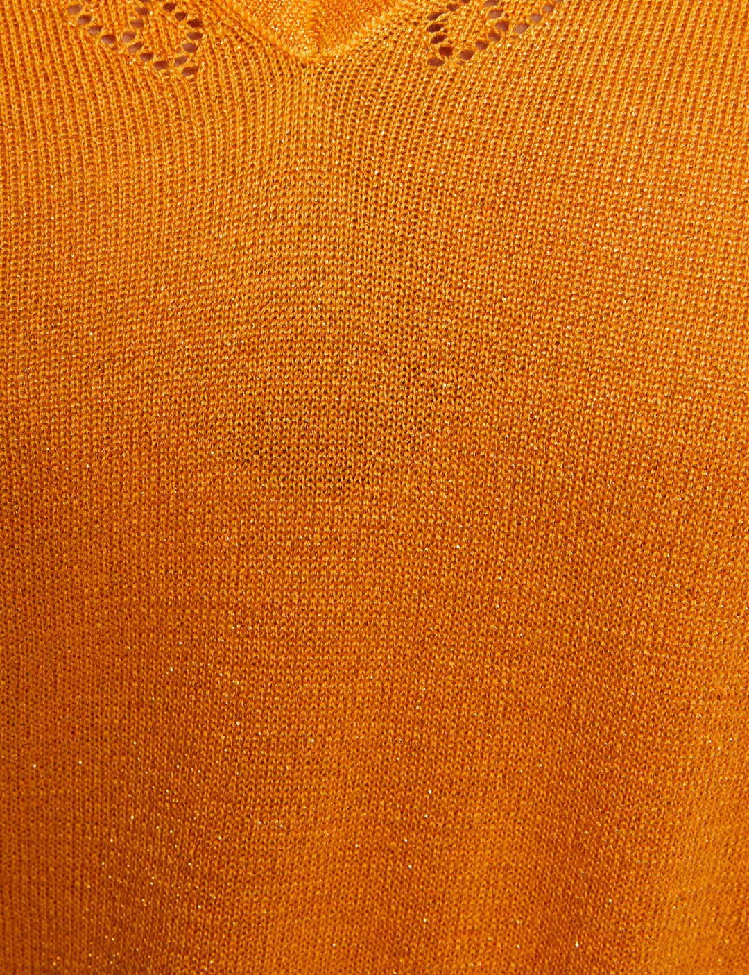 Pull col en V manches courtes