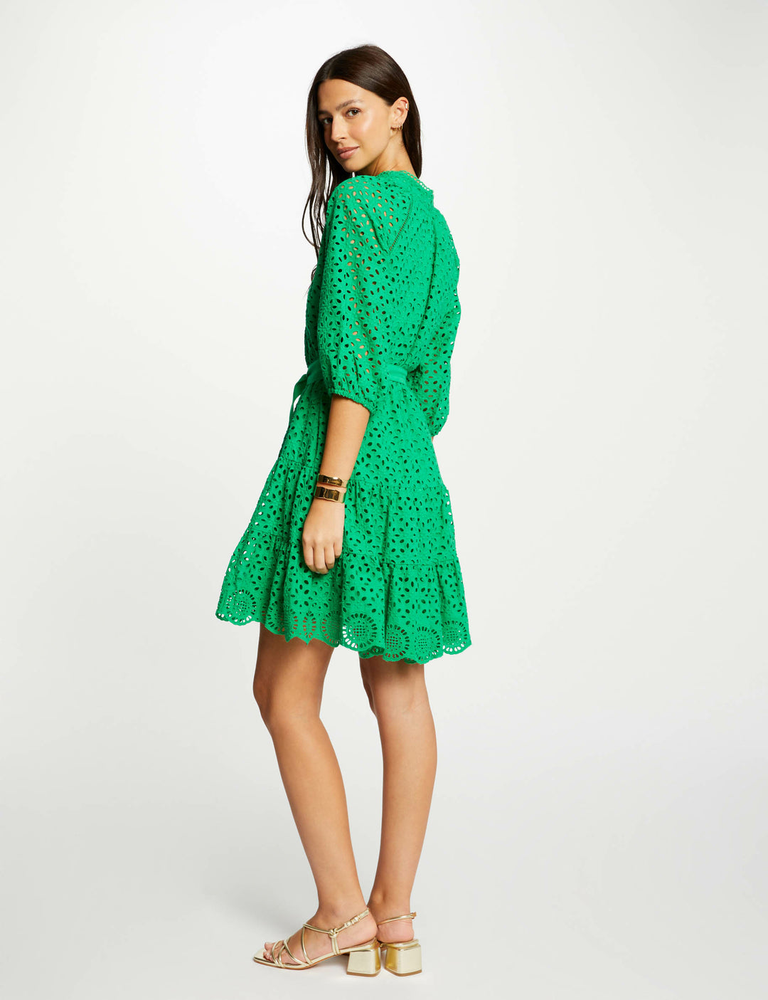 Robe courte trapèze brodée