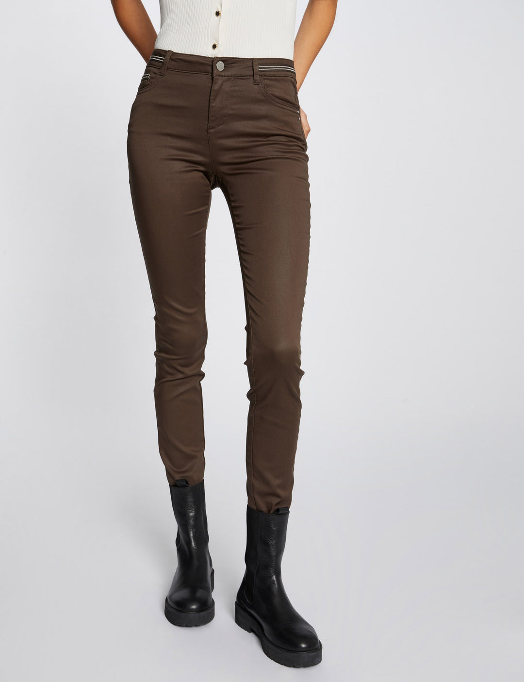 Pantalon slim enduit