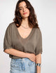 Pull col en V manches courtes