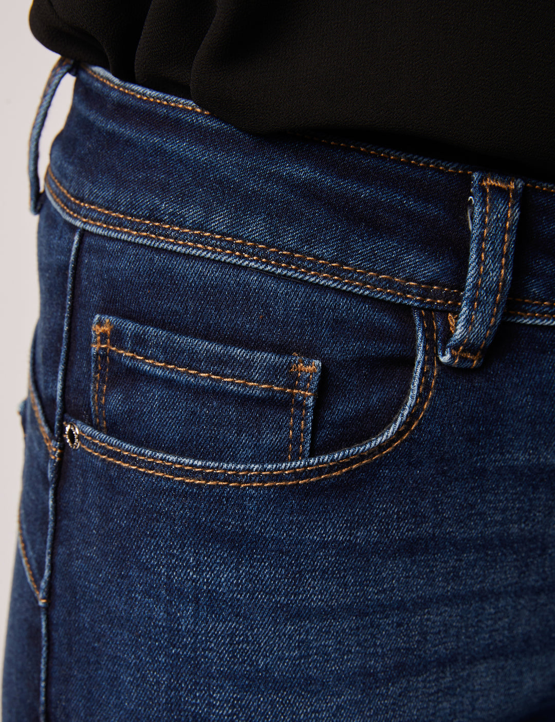 Jeans slim taille standard à  poches